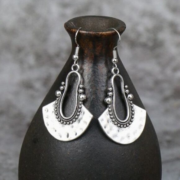 BOHO HAMMERED DANGLE 14K WHITE GOLD PLATED EARRINGS - Picture 4 of 12